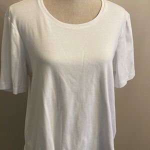 Chico’s size 3 / XL ultimate tee